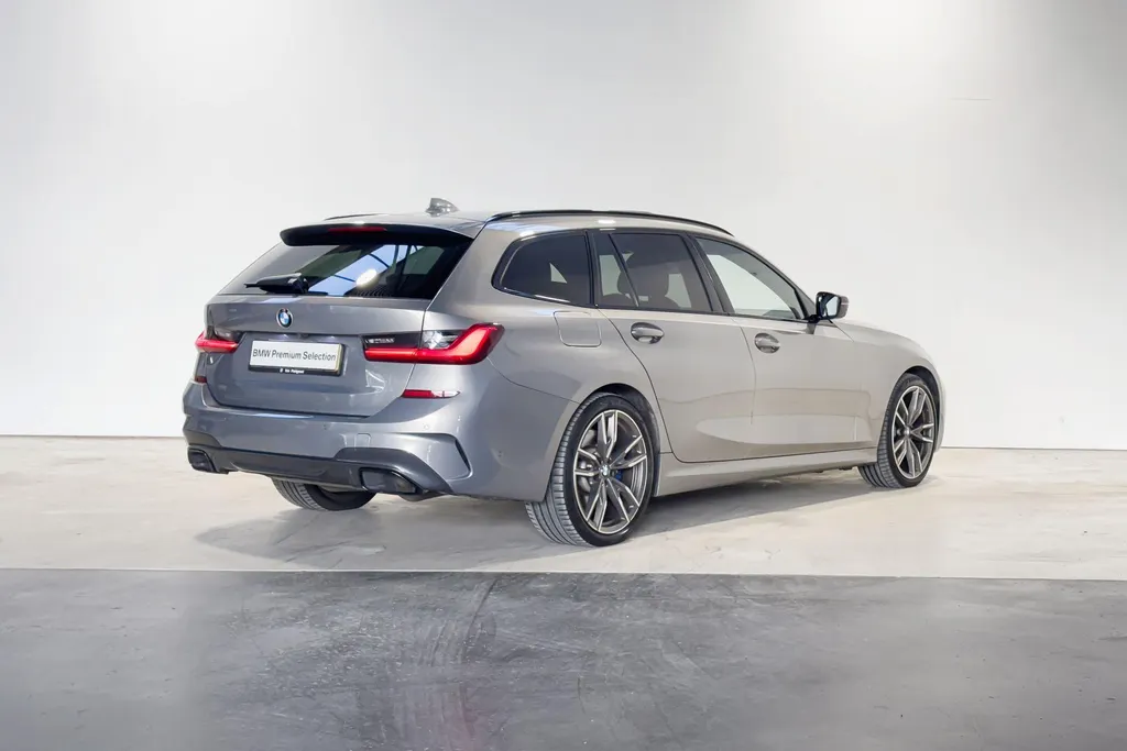 BMW 3 Serie Touring M340i xDrive High Executive