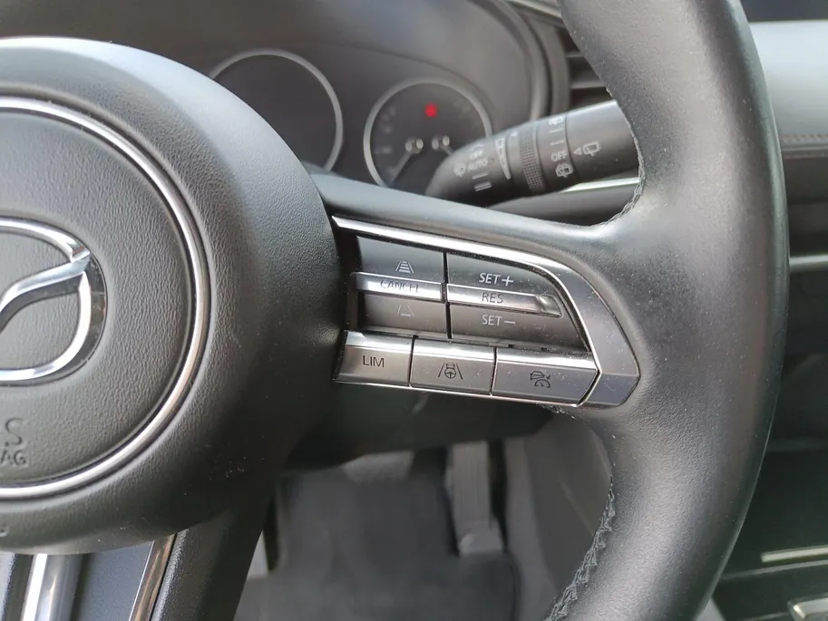 Mazda 3 2.0 e-SkyActiv-X M Hybrid 180 Luxury | Apple Carplay/Android Auto | Cruise control adaptief met Stop&Go | Dodehoek detectie | Climate control
