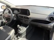 Hyundai i10 1.0 Comfort | Navigatie | Achteruitrijcamera | Parkeersensoren achter | Airco | Apple Carplay/ Android Auto
