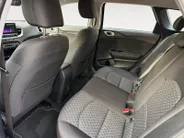Kia Ceed Sportswagon 1.0 T-GDi ComfortLine Navigatie | Achteruitrijcamera | Climate control | Resterende fabrieksgarantie |