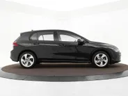 Volkswagen Golf 1.0 eTSI 110pk DSG Life Business · Camera · Keyless · Dodehoeksensor · Apple/Android Car Play · Clima · Navigatie · Garantie t/m 12-10-2026 of 60.000km