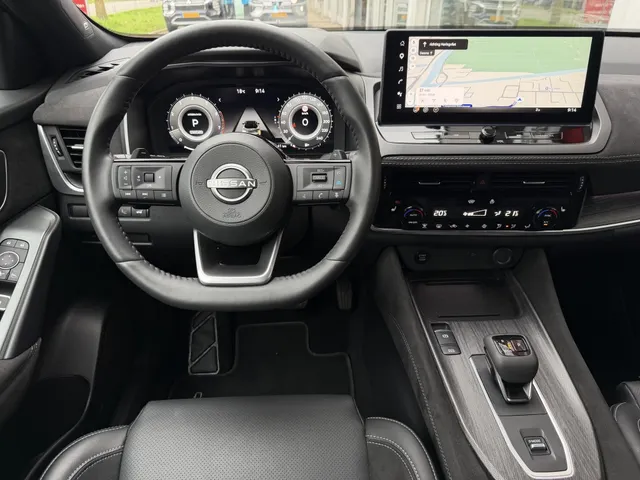 Nissan QASHQAI 1.3 Mild-Hybrid 158pk Xtronic Tekna Plus | Leder | Panoramadak | 360-Camera | App Connect | Head-Up | Keyless