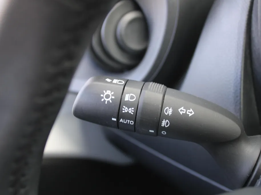 Toyota Aygo X 1.0 VVT-i S-CVT first | Camera | Android Auto/Apple Carplay | Cruise | Clima | Automaat | 17' LM |