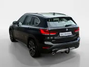 BMW X1 sDrive18i Business Edition Plus | Trekhaak | Leder | Navi | Stoelverwarming | Head-Up Display | Ambient Lighting | NL AUTO | Cruise Control | Climate Control | 12 maanden Bovag garantie |