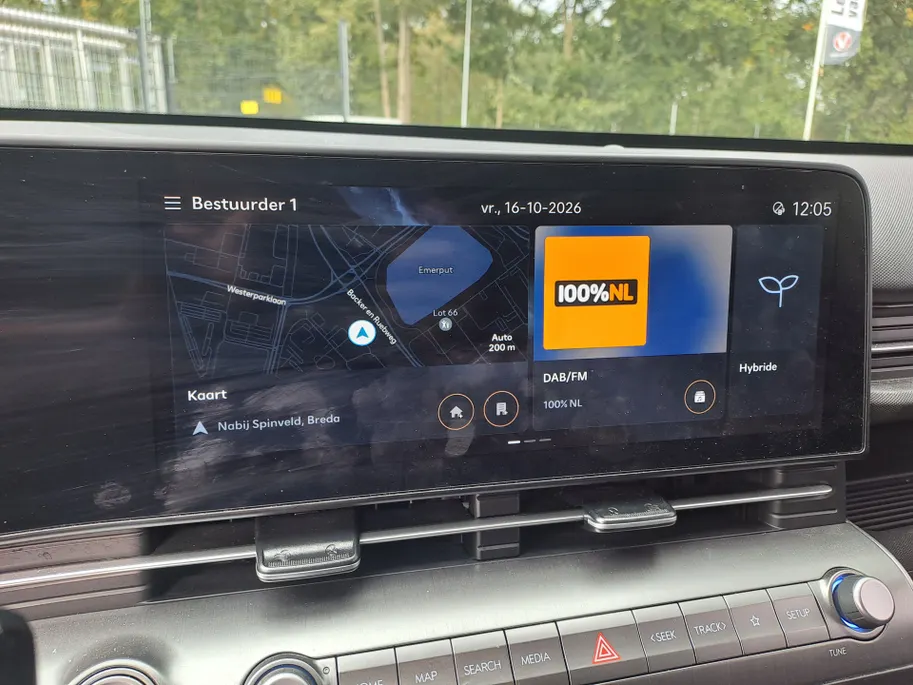 Hyundai Kona 1.6 GDI HEV Comfort Smart AUTOMAAT | Trekhaak | Stoel/Stuur verwarming | Camera | Navigatie | Adaptieve Cruise | Apple Carplay/Android Auto | Hybride