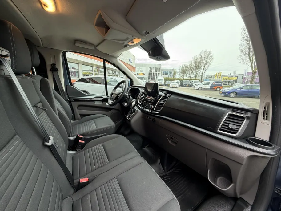 Ford Transit Custom dubbele cabine 320 2.0 TDCI L1H1 Limited