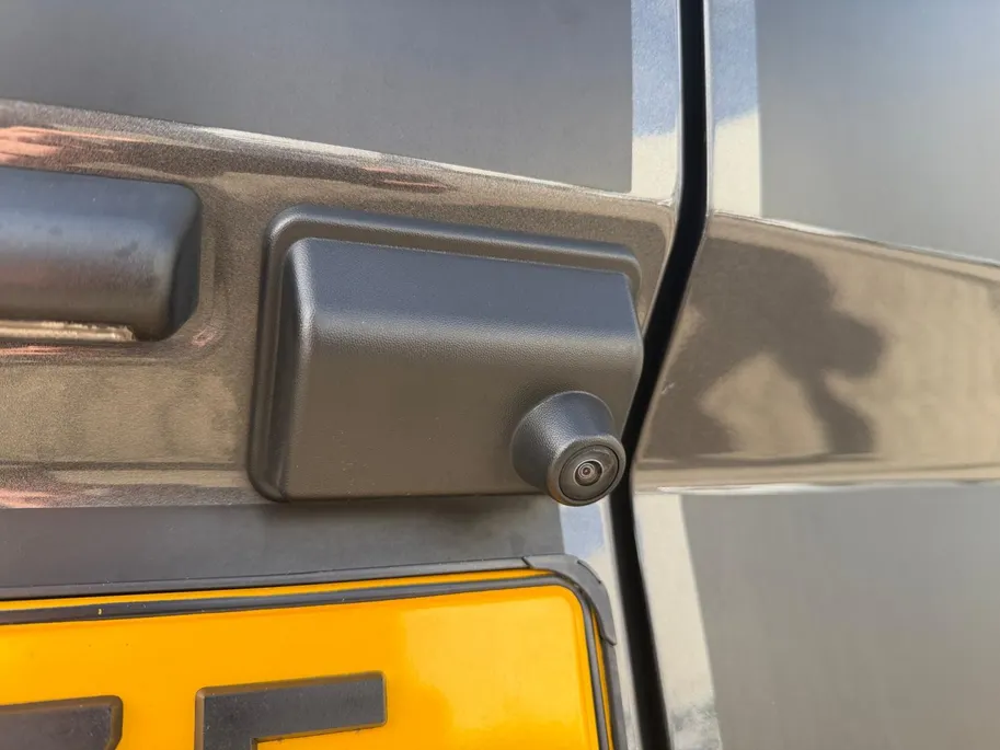 Ford Transit Custom 300 2.0 TDCI L2H1 Sport | Automaat | Adapt. Cruise control | BLIS | Winter pack | Elektr. bestuurdersstoel | Parkeersensoren voor en achter | Achteruitrijcamera | Navigatie | Apple carplay & Android auto | 18' lichtmetalen velgen | Bovag garantie |