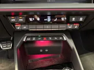 Audi A3 Sportback 45 TFSIe 272pk S-tronic S edition Competition · Panoramadak · Sonos Audio · Camera · Head-Up · Apple/Android Car Play · 18'' Inch · Garantie t/m 28-09-2030 of 100.000km