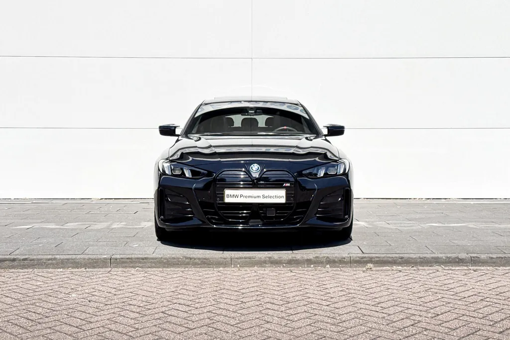 BMW i4 M60 84 kWh