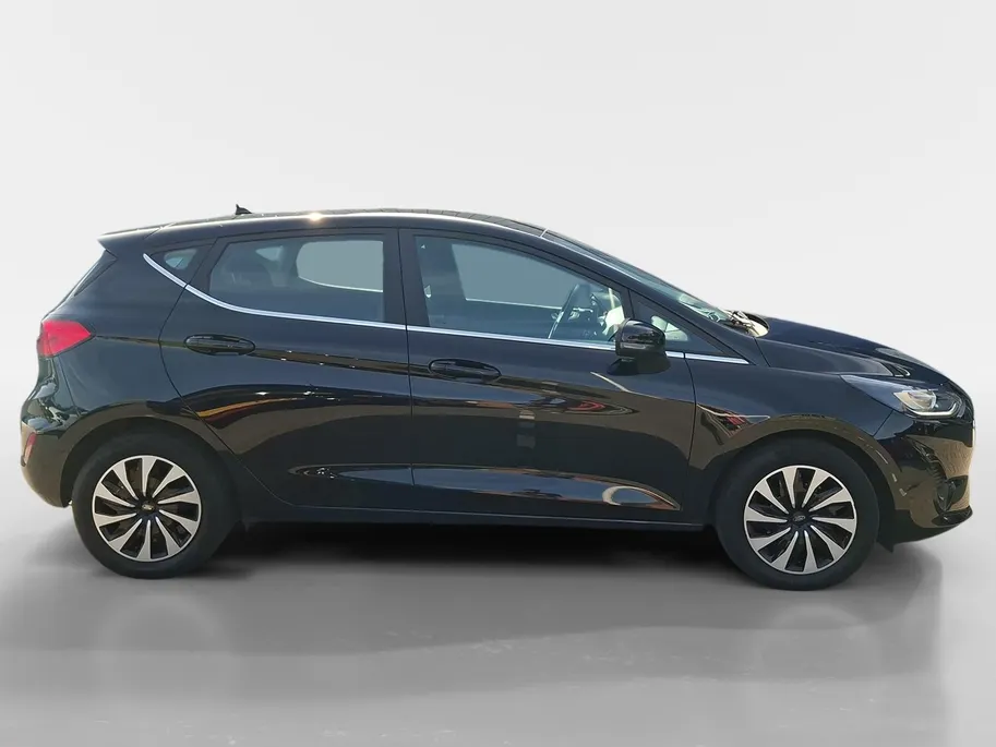 Ford Fiesta 1.0 EcoBoost Hybrid Titanium | Stoel- stuur en voorruitverwarming | Apple Carplay & Android auto | Cruise control