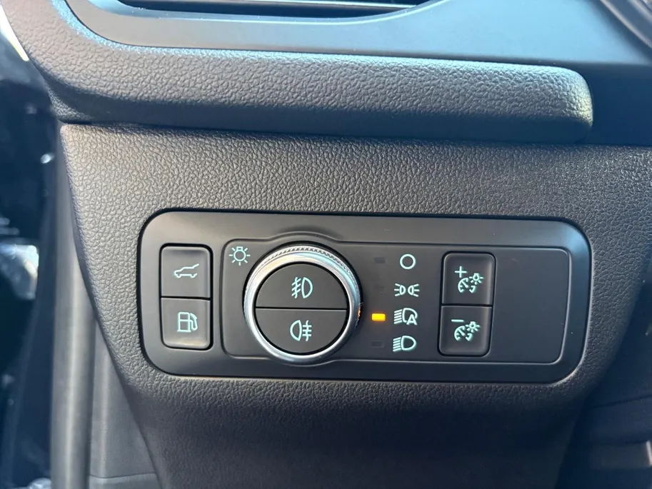 Ford Kuga 2.5 PHEV ST-Line | Navigatie | Keyless Entry | Stoel/Stuur/Voorruitverwarming | Apple Carplay/Android Auto | Adaptieve Cruise Control | Lichtmetalen Velgen |