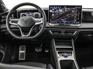 Volkswagen Tiguan 1.5 eHybrid 272pk DSG R-Line Edition · Panoramadak · Inklap. Trekhaak · 360 Camera · Leder Varenna · Matrix LED · Head-Up Display · Harman Kardon Sound · Garantie t/m 16-09-2030 of 100.000km