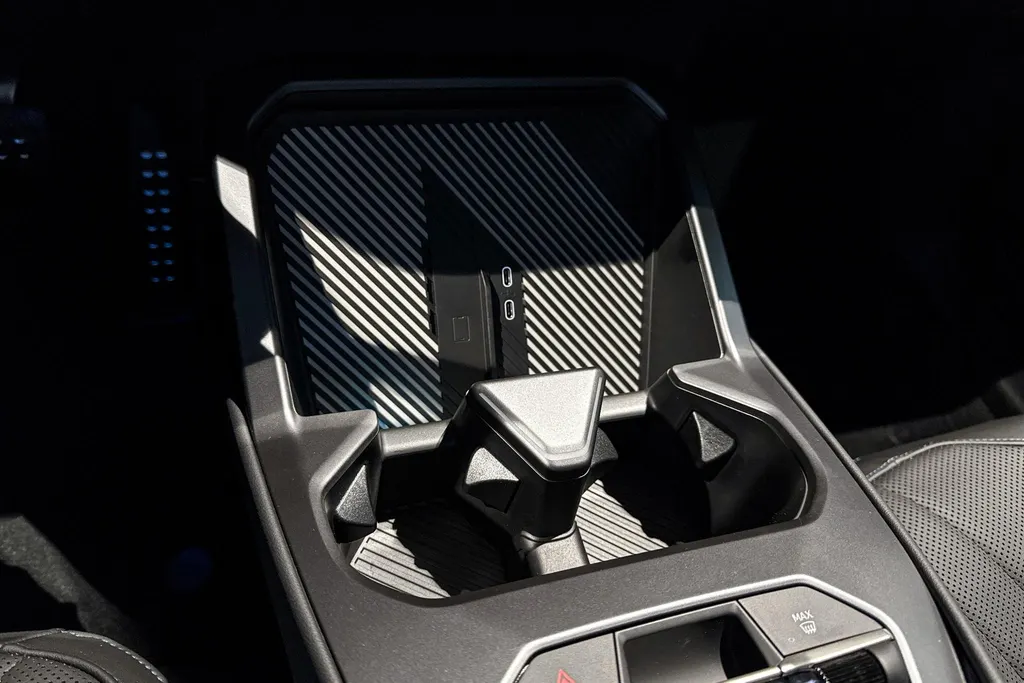 BMW iX3 40 eDrive 83 kWh