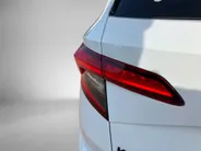 Škoda Karoq 1.5TSI/150PK ACT Sportline Business · Trekhaak · Camera · Stoelverwarming · Apple/Android Car Play · Navigatie ·