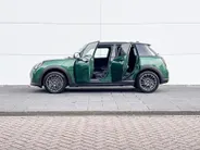 MINI Cooper 5-deurs 1.5 Cooper C Classic S