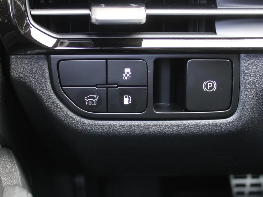 Kia Sportage 1.6 T-GDi Plug-in Hybrid GT-PlusLine | Stuur-/stoelverwarming + ventilatie | Schuifdak | 360 Camera | HUD | LED | Elek. stoelverstelling + achterklep |
