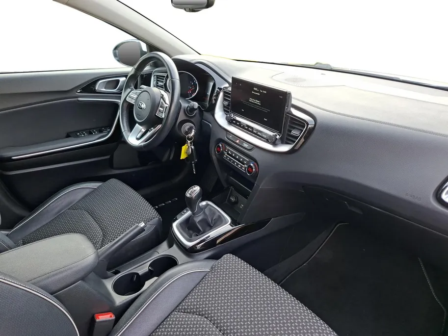 Kia Ceed Sportswagon 1.0 T-GDi DynamicPlusLine | Dealeronderhouden | Navigatie | Achteruit rij camera | Half - leer
