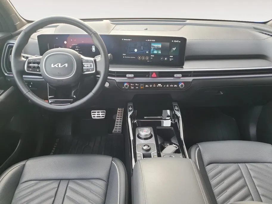 Kia Sorento 1.6 T-GDi Plug-in Hybrid 4WD ExecutiveLine 7p | Black Pack | Stoel verwarming en ventilatie | Panorama schuifdak | Sidebars | Lichtmetalen velgen 21inch | Lederen bekleding | Elektrisch bedienbare voorstoelen |