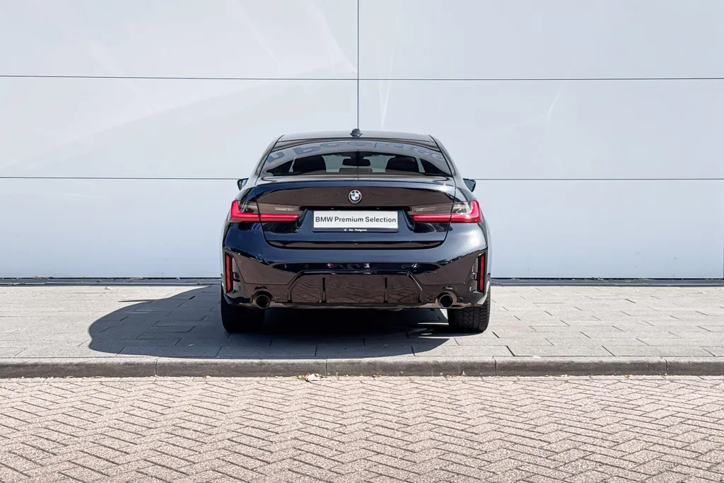 BMW 3 Serie Sedan 318i
