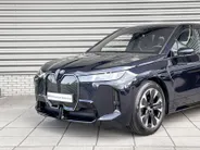 BMW iX xDrive45 101 kWh