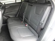 Kia Niro EV Edition Advanced 64.8 kWh | Stuur-/stoelverwarming | Elektr. stoelverstelling | Camera | Cruise adapt. | 17'LM | Clima | 17% bijtelling |