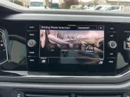 Volkswagen Taigo 1.0 TSI R-Line | Digital Cockpit | Camera | Adaptive Cruise Control | Apple CarPlay & Android Auto | LMV | Climate Control | Parkeersensoren | Verwarmde Spiegels |