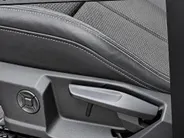 Audi Q3 Sportback 45TFSIe 245PK S Line Panoramadak · Trekhaak · Camera + Parkeersensoren · Apple/Android Car Play ·