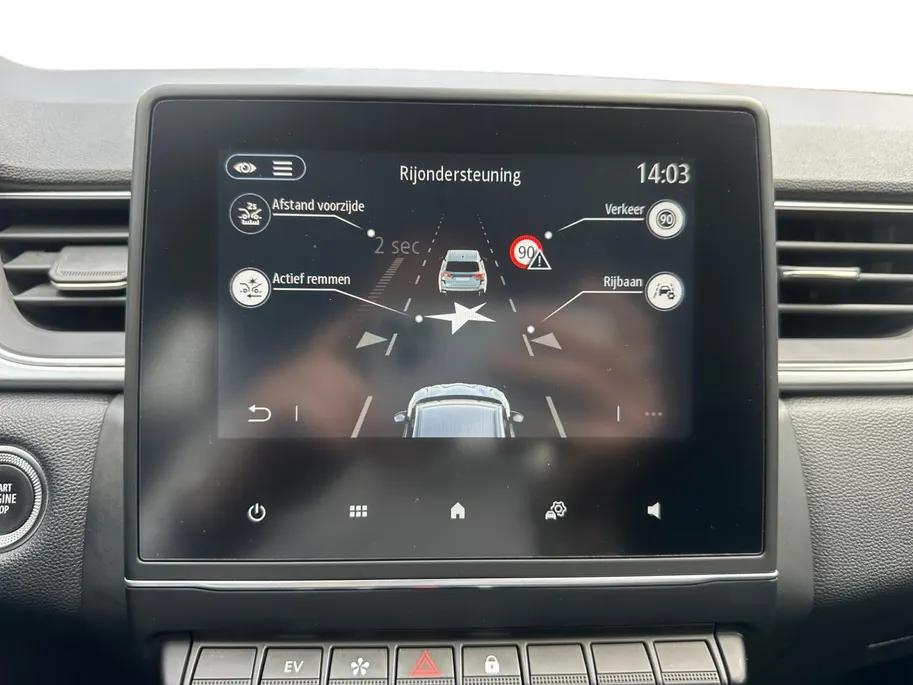 Renault Captur 1.6 E-Tech Hybrid 145 Intens | Automaat | Apple Carplay & Android Auto | Camera | Parkeersensoren | LMV | Cruise & Climate Control | 12 Maanden BOVAG Garantie