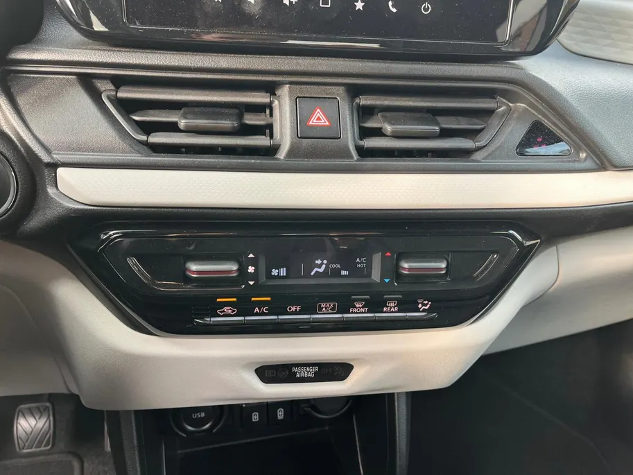 Suzuki Swift 1.2 Style Smart Hybrid Apple CarPlay | Android Auto | LED koplampen | Cruise control | Stoelverwarming | Blind Spot | Etc.