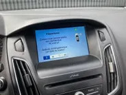 Ford Focus 1.0 Ecoboost 125 pk ST-Line Wagon Navigatie - Apple Carplay/ Android Auto - Active Park Assist - Privacy Glass