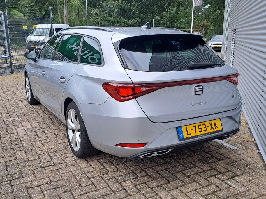 SEAT Leon Sportstourer 1.5 TSI FR Business Intense | Navigatiesysteem full map | Apple Carplay/Android Auto | Elektrisch bedienbare achterklep | Achteruitrijcamera | Stoel en Stuur Verwarming | Cruise control adaptief