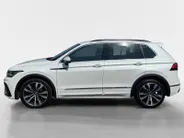 Volkswagen Tiguan 1.5 TSI R-Line Business+ | Automaat | Cruise Control | Climate Control | Digital Dashboard | Stoelverwarming | Stuurverwarming | Navigatie | Parkeersensoren |