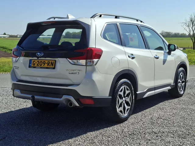 Subaru Forester 2.0i e-BOXER Comfort TREKH. | NL-auto | rijklaarprijs !!