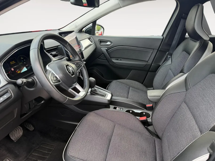 Renault Captur 1.6 E-Tech Hybrid 145 Intens | Automaat | Parkeersensoren | Camera | Cruise & Climate Control | Apple Carplay & Android Auto | 12 Maanden BOVAG Garantie