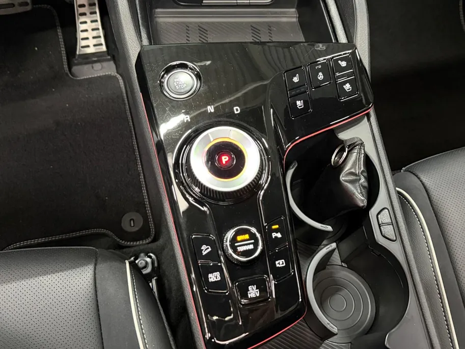 Kia Sportage 1.6 T-GDi Plug-in Hybrid AWD GT-PlusLine TREKHAAK ! | RESTERENDE FABRIEKSGARANTIE TM 2034 | MEEST LUXE UITVOERING | Z.G.A.N. !