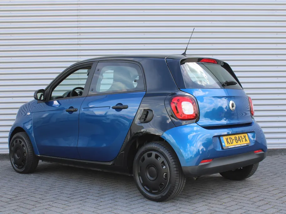 smart Forfour 1.0 Turbo Pure | 90 PK | Clima | Cruise | Bluetooth |