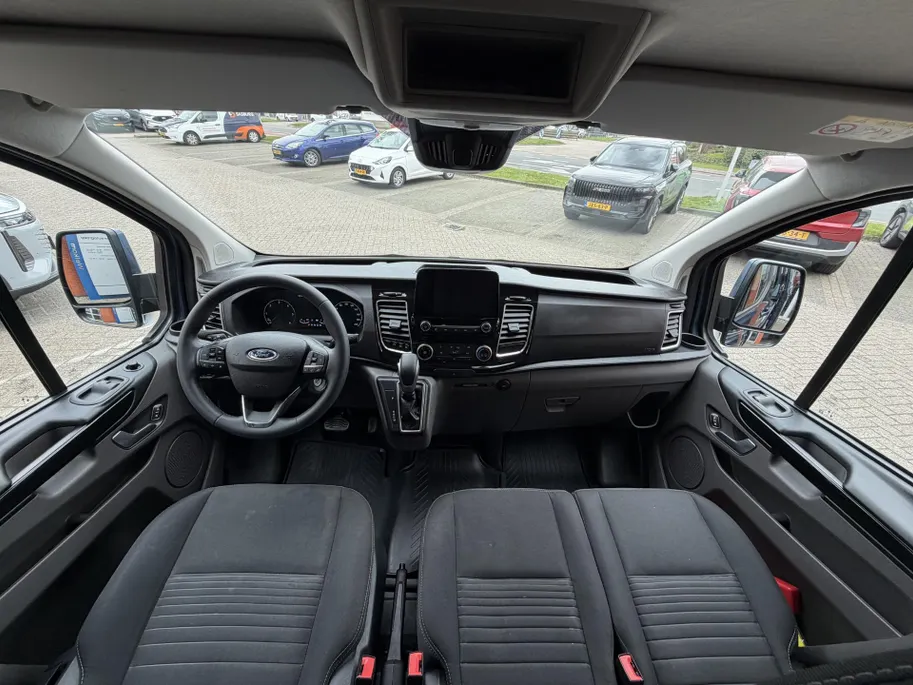 Ford Transit Custom dubbele cabine 320 2.0 TDCI L1H1 Limited