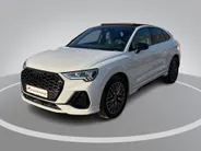 Audi Q3 Sportback 45 TFSIe 180KW/245PK S Edition Panoramadak · Camera + parkeersensoren · Apple/Android Car Play ·