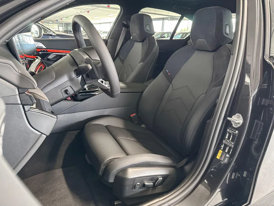 BMW 5 Serie Sedan 550e xDrive