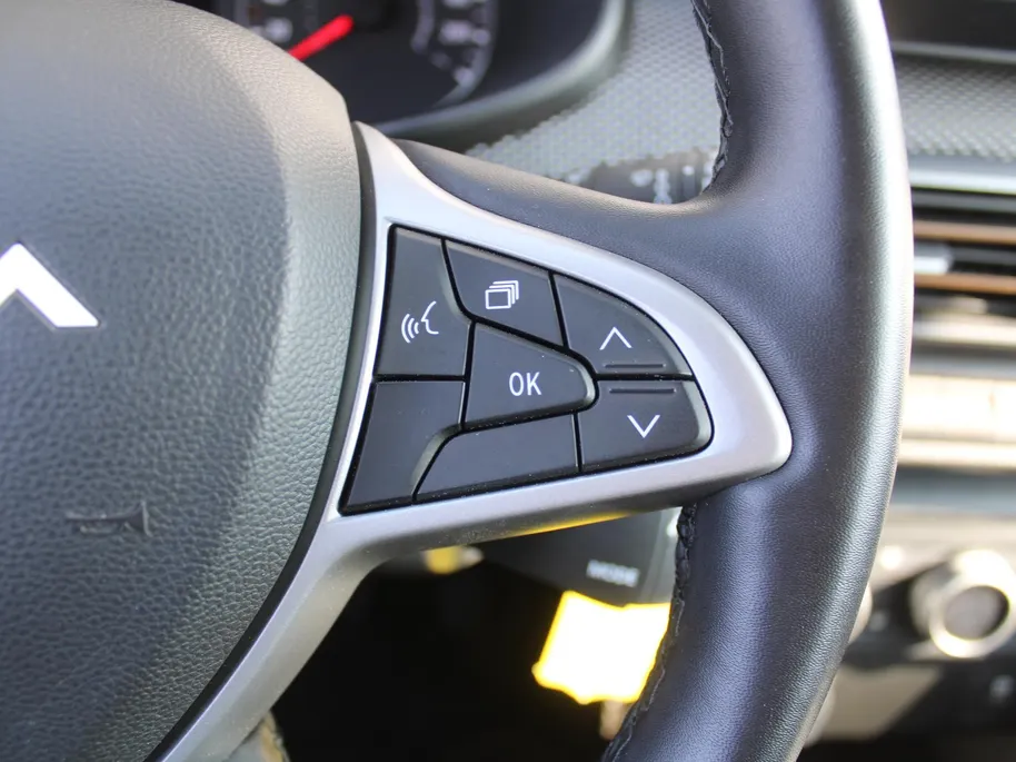 Dacia Sandero Stepway 1.0 TCe 90 Journey | BTW Auto | Camera | Clima | Dodehoek detectie | Parkeersensor v+a | Navi | Apple Carplay | Android Auto | LED | 16' LM |