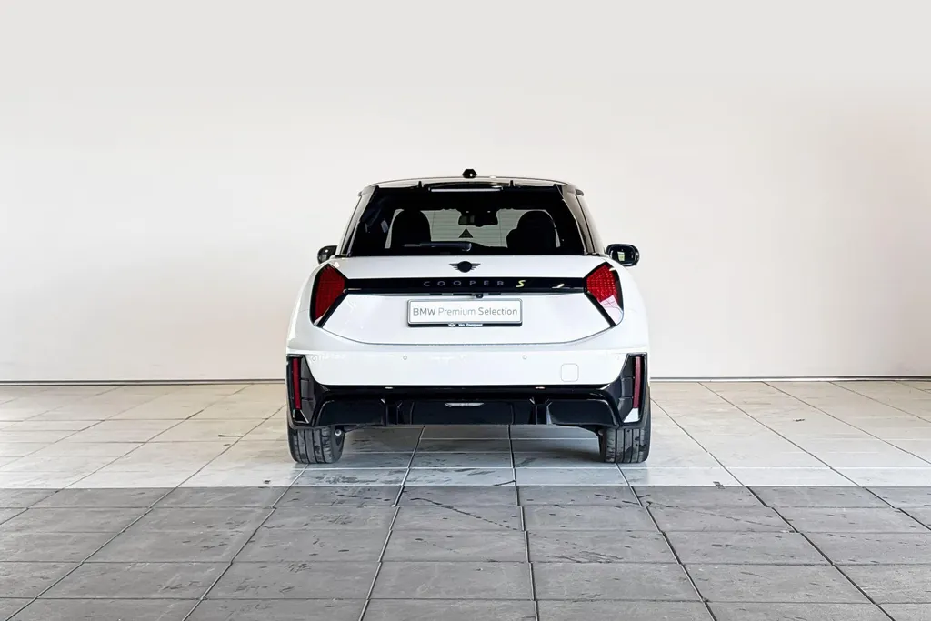 MINI Cooper 3-deurs Electric SE John Cooper Works Uitvoering Pakket XL