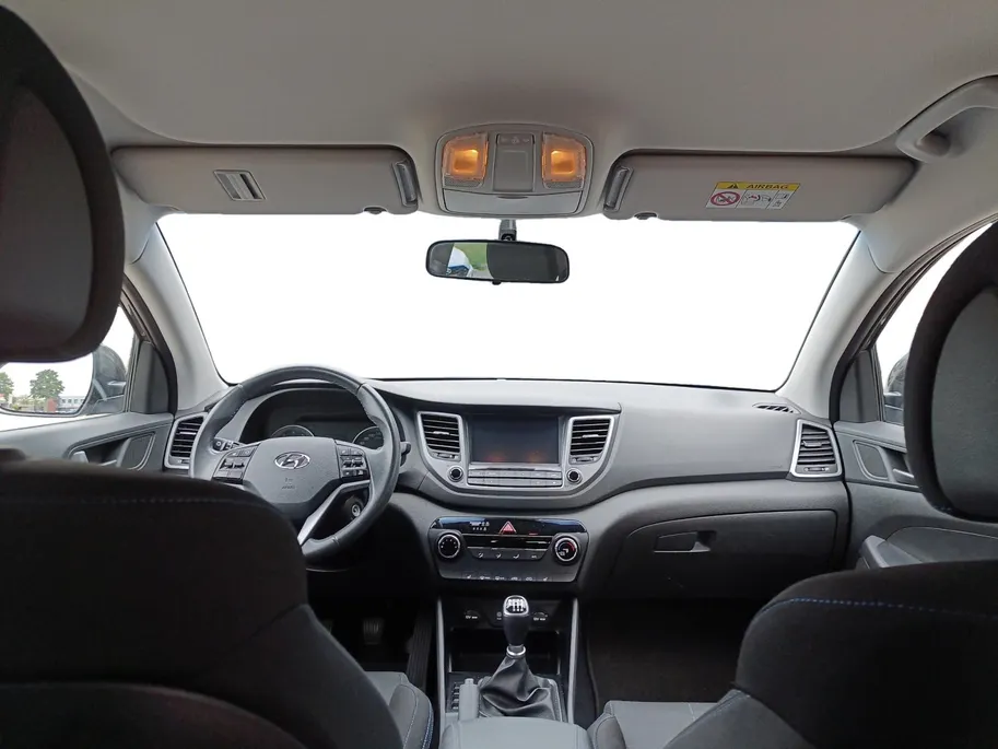 Hyundai Tucson 1.6 GDi Go! | Navigatie | Parkeercamera | Stoelverwarming | Climate control | Cruise control |