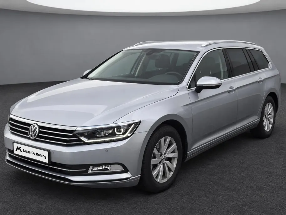 Volkswagen Passat Variant 1.4 TSI 125pk Comfortline Business · Trekhaak · Apple/Android Car Play · Navigatie · Clima · Elek. kofferbakklep ·