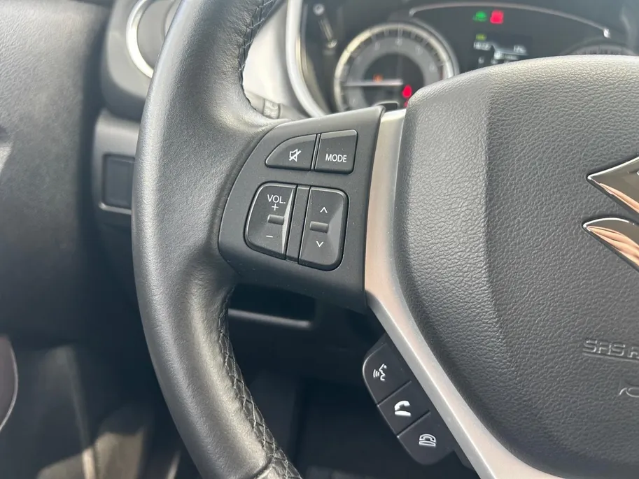 Suzuki Vitara 1.5 Hybrid Select Rhino Edition |achteruitrijcamera| LED koplampen| Apple Carplay/Android Auto| climate controle|