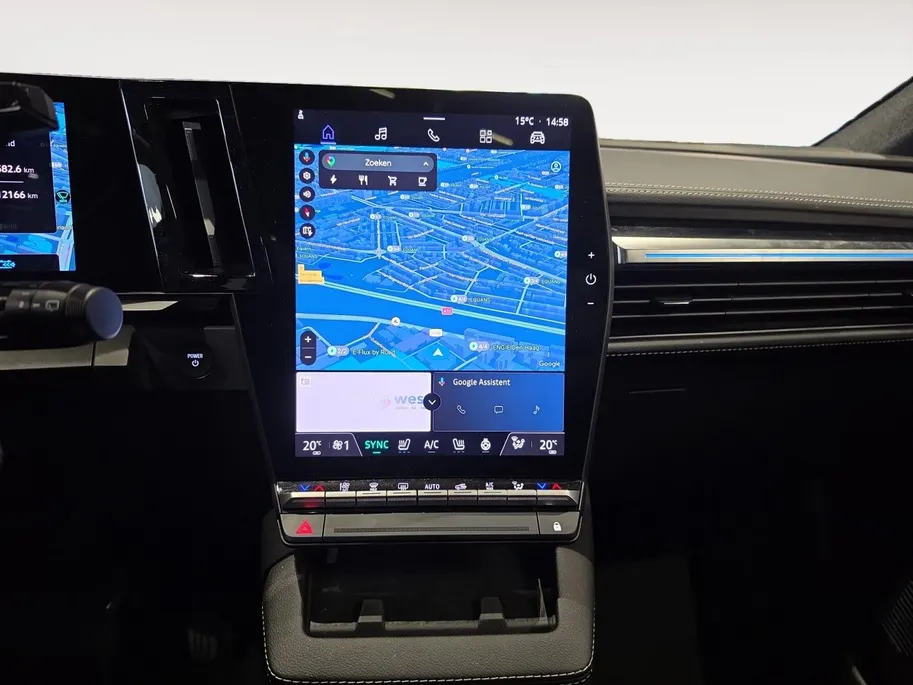 Mitsubishi Eclipse Cross Instyle 87 kWh Lederen bekleding | 360 camera | Stoel-/ stuurverwarming | Carplay / Android Auto | Panoramadak |
