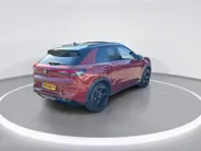 Volkswagen T-Roc 1.5 eTSI R-Line First Edition (360° Camera, Schuif-kanteldak, Elektrische achterklep, etc.)