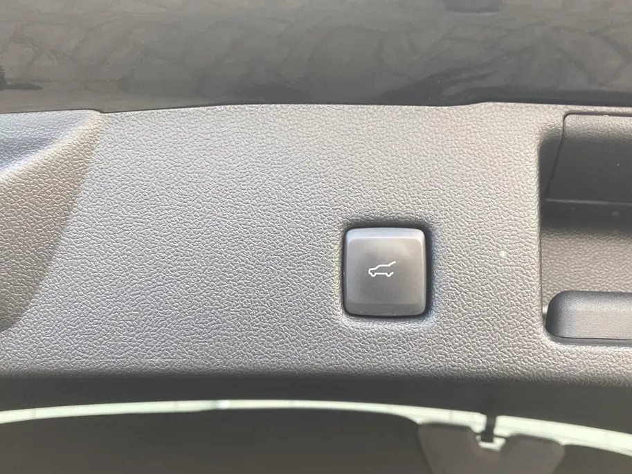 Ford Kuga 2.5 PHEV ST-Line X Elektrisch wegklapbare trekhaak - Panoramadak - 20inch LM Velgen