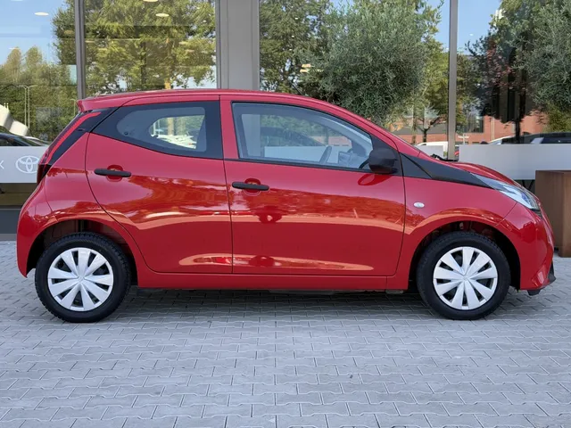 Toyota Aygo 1.0 VVT-i x-fun