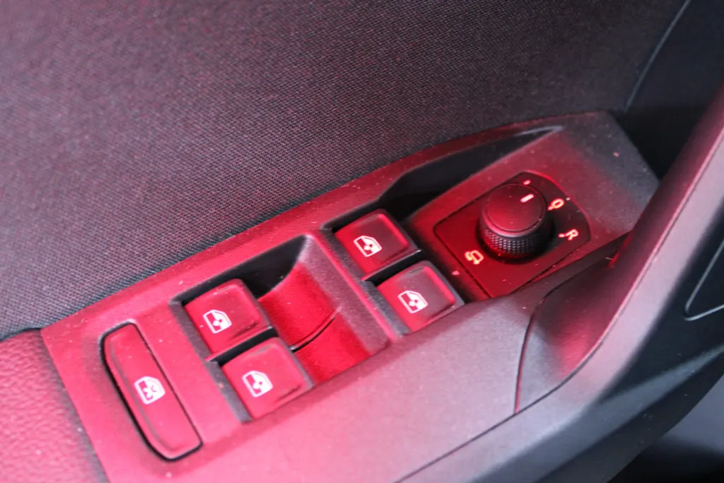 SEAT Ibiza 1.0 EcoTSI Xcellence 115pk 5 jaar garantie / Keyless / Full led / 17'' LMV / Camera /