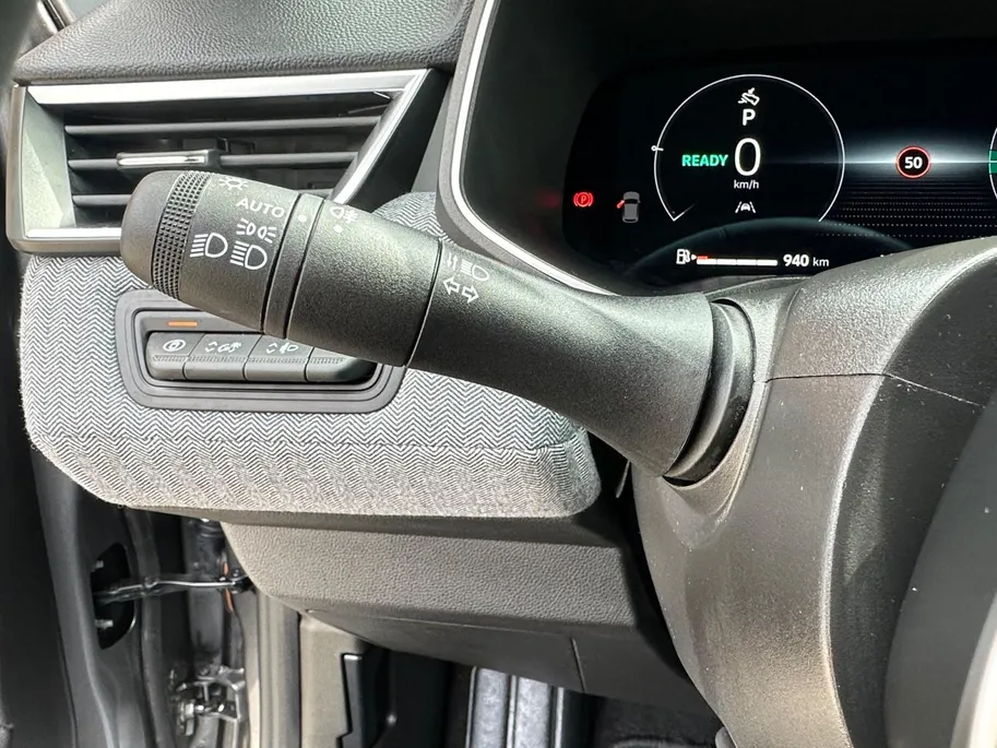 Renault Clio 1.6 E-Tech Full Hybrid 145 techno | Cruise & Climate Control | Camera | Parkeersensoren | Apple Carplay & Android Auto | Navigatie | LMV | 12 Maanden BOVAG Garantie